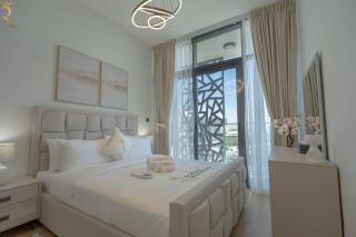 Modern 1BR Retreat - Luxe & Comfortable - 3