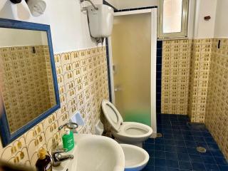 Apartment in a Villa with a Garden - La Fleur - 6