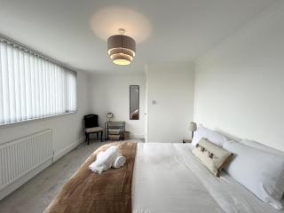 The Lovatt House by Sasco - 3