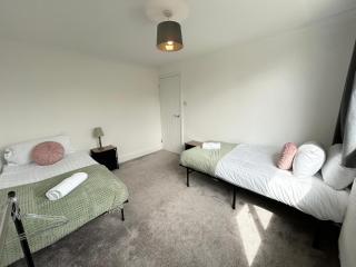 The Lovatt House by Sasco - 1