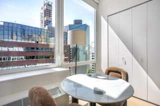 Blueground Financial District rooftop pool nr Brooklyn Bridge NYC-2259 - 6