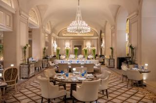 Four Seasons Hotel George V Paris - 1