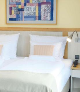 Lindner Hotel Cologne Am Dom, part of JdV by Hyatt - Cologne - 3