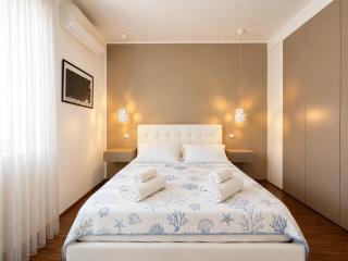 Alcyone 261 Seafront - Fronte mare con balcone vista mare, 2 camere 2 bagni, posto auto - 8