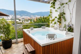 Hotel Sixtina Plaza Medellin - 1