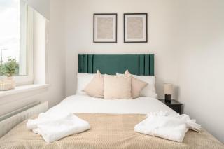 Westland 2 Bedroom House - Glasgow - 4