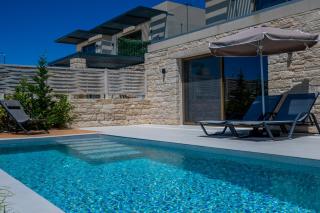 Elpida Luxury Villa, private pool, fantastic view! - Stérnai - 3