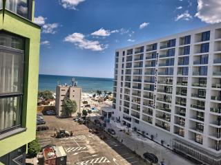 Amos Luxury Apartment Beach Resort Mamaia Nord - 1