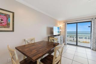 2nd Floor Condo Many Amenities Beach Access Beach Equipment Included - 4