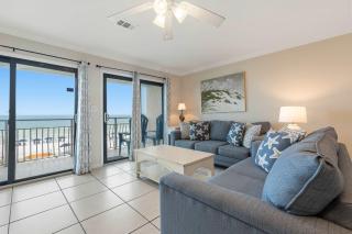 2nd Floor Condo Many Amenities Beach Access Beach Equipment Included - 9