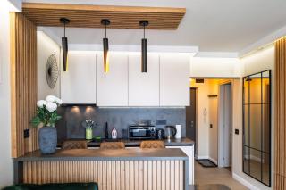 Riverfront Panorama - Emerald 2BR, Piata Unirii - 3