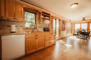 Lake View, Outdoor Pizza Oven, Fireplace - 7