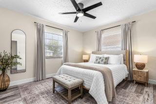 Tropical Breeze Oasis with heated pool, large patio - 3