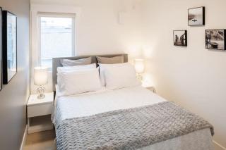 U4 - Stylish Apartment with Mini Movie Theater - 8