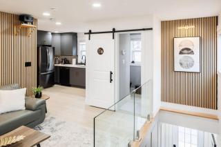 U4 - Stylish Apartment with Mini Movie Theater - 6