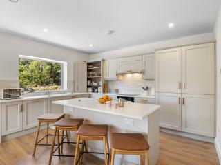 Owen Glen Cottage - 7