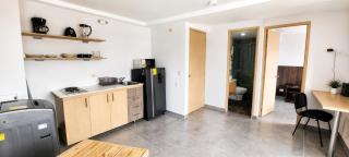 Great Laureles views, Cold AC and best price - 2