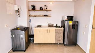 Great Laureles views, Cold AC and best price - 3
