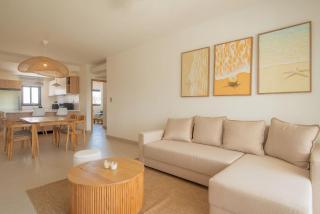 Born | Family Getaway with Pool View - 8