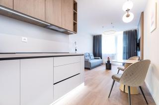 MCK Apartments - 9