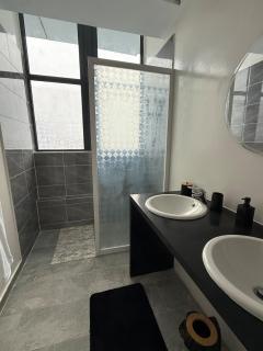 Panoramic ocean view luxury apartment - 1