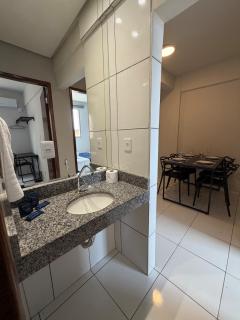 Apto com 2 quartos e A/C ao lado da Santa Casa - 4