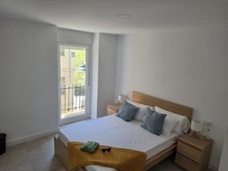 Piso con encanto entre Ayuntamiento y Hospital - 0