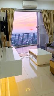Lotus Lake Sanctuary- Netflix- Sunset-Pool- 1 parking - 7