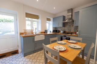 JACKS COTTAGE - Cosy Cottage in the Heart of Richmond - 3