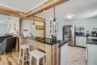 Sea Glass Cottage - 1