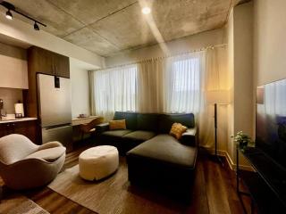 Executive Class Apartments with Gym VIP & Students in Downtown MTL Dawson Concordia Mcgill - 9