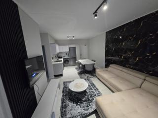 The Blyde Lux Apartment - 0