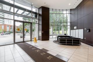 Sky-High Luxury 2BR 2BA Panoramic View + DT Core - 4