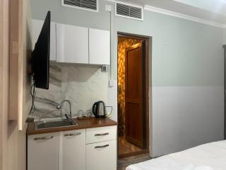 AKMAN SWISS HOTEL, Batumi - 4