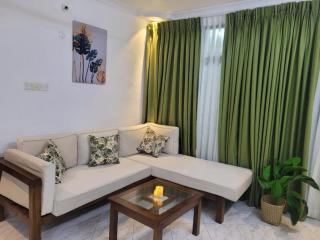DW Luxury home renting company - 2