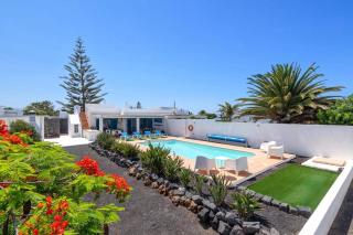 Villa Lomo Blanco by Villa Plus - 7