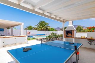 Villa Lomo Blanco by Villa Plus - 2