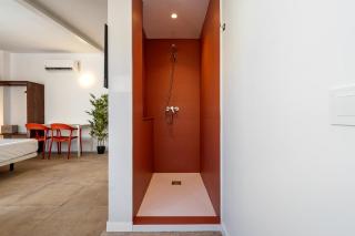 Atic Port Apartsuite con bañera y terraza Adults Only - 2