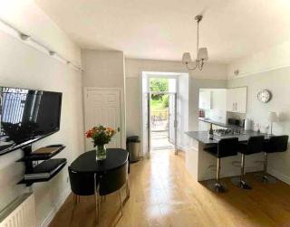 Garden Apt Gem - Centre of St Andrews - Sleeps 6 - 8