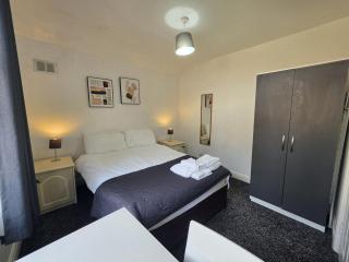 Comfy 2BR Flat on Hucknall Road Nr City Hospital - 9