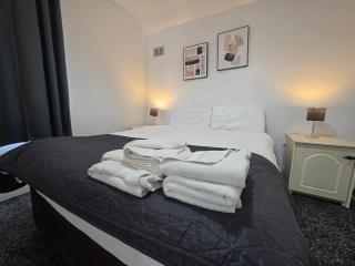 Comfy 2BR Flat on Hucknall Road Nr City Hospital - 1
