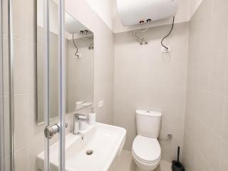 Sky Vista Apartment - 4