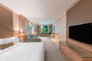 Renaissance Polat Istanbul Hotel - 9
