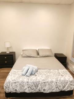 The Napanee Comfort stay by Instant Suites - 9