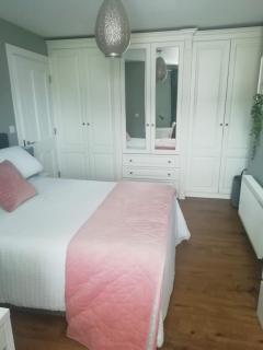 Peaceful private guest suite Mallow town centre - 2