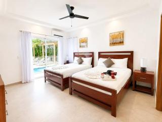 Sunbreeze Villa in Oceanfront Sosua Ocean Village - 2