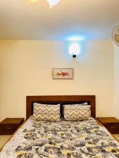Luxury 2 BD APT Central Murree Near GPO Chowk - 1