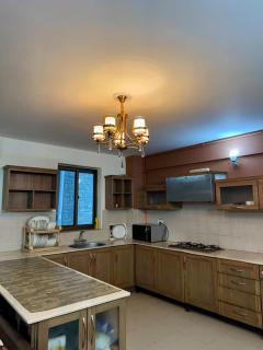 Luxury 2 BD APT Central Murree Near GPO Chowk - 2
