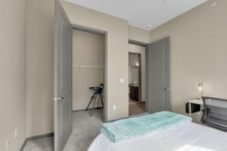 Chic 2BR- Pool,Gym,Pkng,Near BOK Ctr&Arts Dstrct - 6