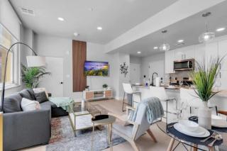 2BR Near BOK Center - Gym, Lounge, Balcony, Pet OK - 0